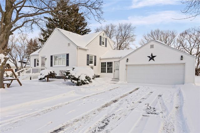 998 Washington Street, Ogden, NY 14559