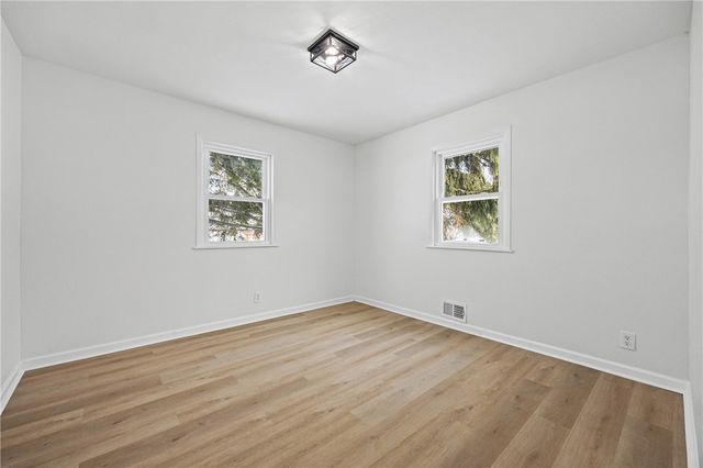 998 Washington Street, Ogden, NY 14559