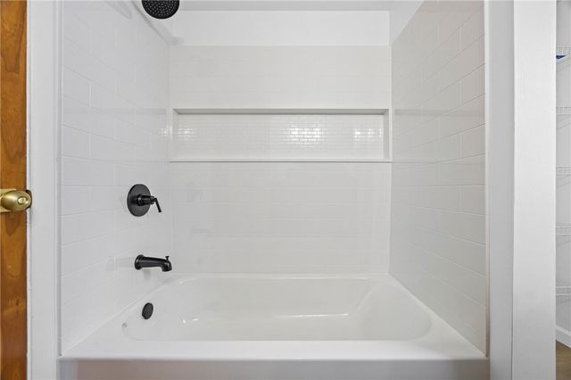 998 Washington Street, Ogden, NY 14559