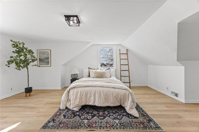 998 Washington Street, Ogden, NY 14559