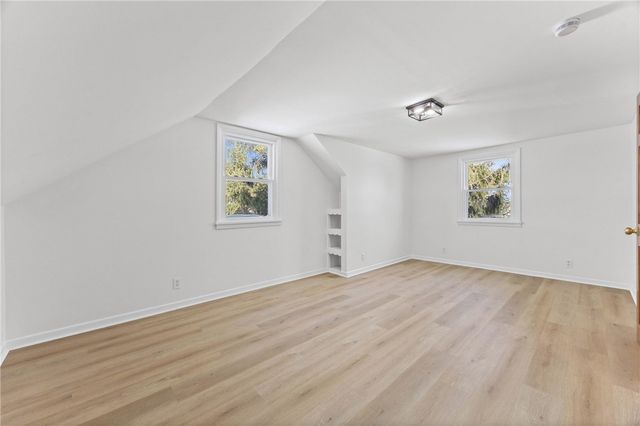 998 Washington Street, Ogden, NY 14559