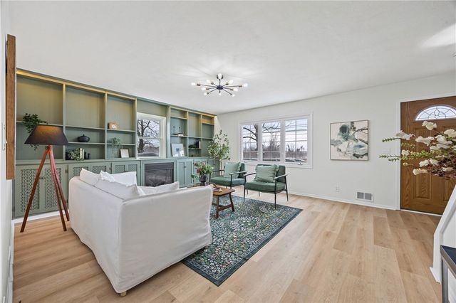 998 Washington Street, Ogden, NY 14559