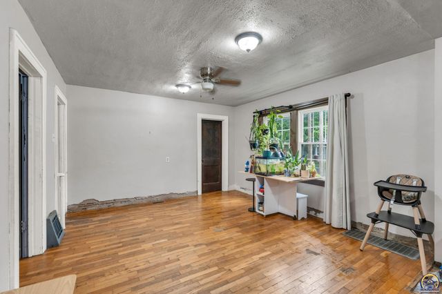 101 SW Fillmore ST, Topeka, KS 66606