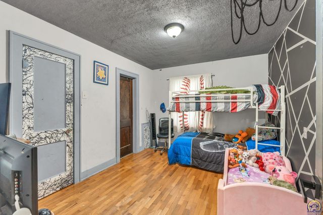 101 SW Fillmore ST, Topeka, KS 66606