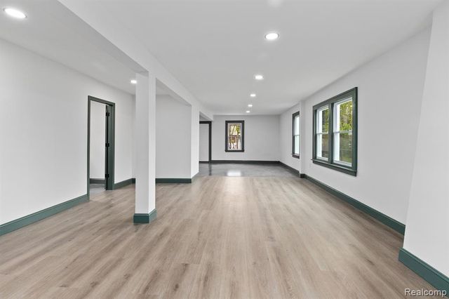 15781 Washburn Street, Detroit, MI 48238