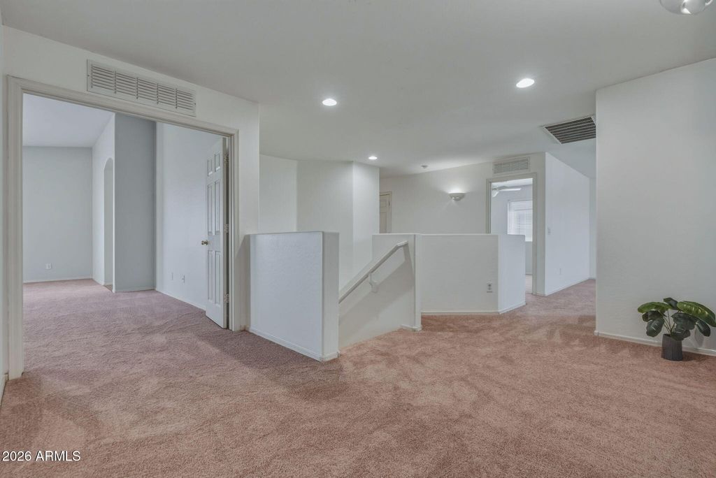 Image 21 of property listing at 12354 W HIGHLAND Avenue, Avondale, AZ 85392