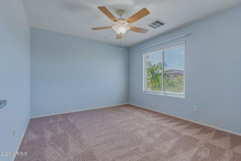 Image 25 of property listing at 12354 W HIGHLAND Avenue, Avondale, AZ 85392