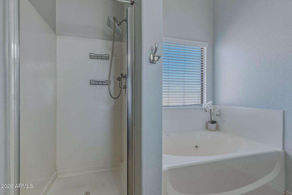 Image 43 of property listing at 12354 W HIGHLAND Avenue, Avondale, AZ 85392
