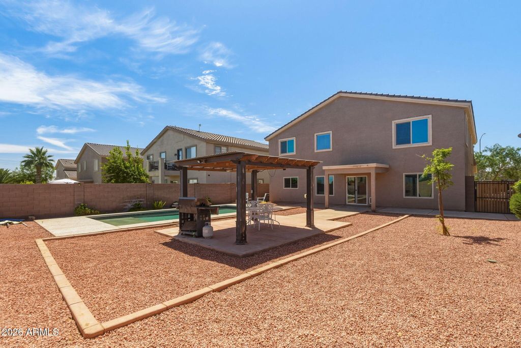 Image 52 of property listing at 12354 W HIGHLAND Avenue, Avondale, AZ 85392