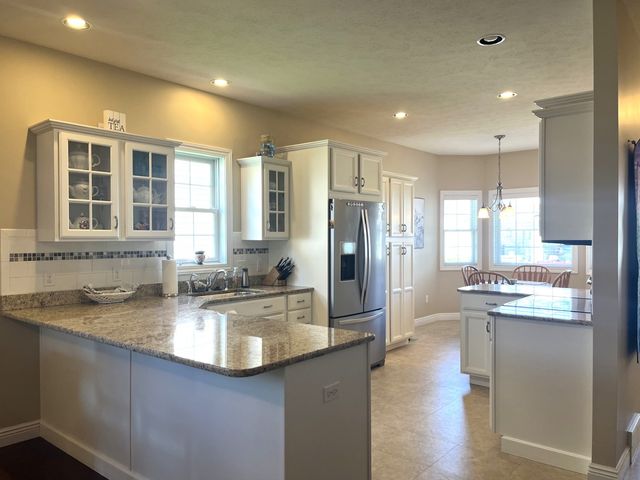 7214 FIELDSTONE Court 65, Erie, PA 16509