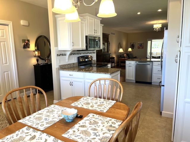 7214 FIELDSTONE Court 65, Erie, PA 16509