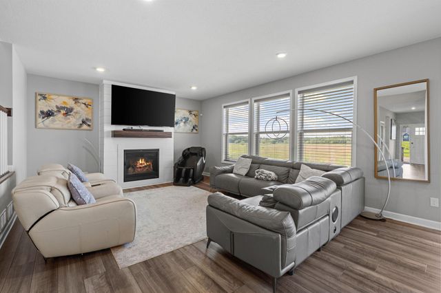 22915 Wood Lane, Rogers, MN 55374