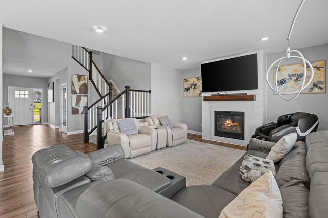 22915 Wood Lane, Rogers, MN 55374