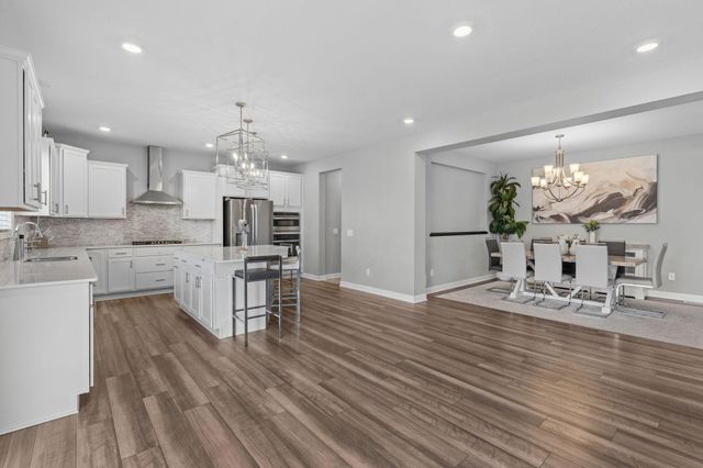 22915 Wood Lane, Rogers, MN 55374