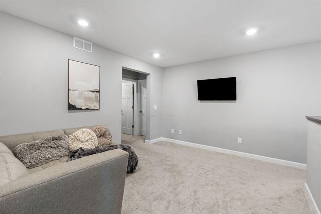 22915 Wood Lane, Rogers, MN 55374