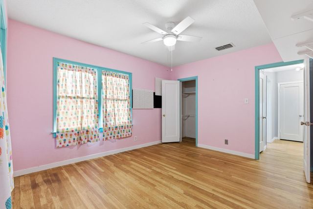 2704 E Michigan Avenue, Fresno, CA 93703