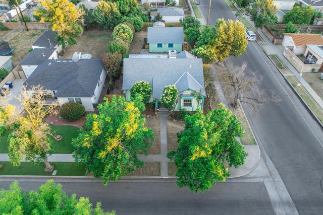 2704 E Michigan Avenue, Fresno, CA 93703