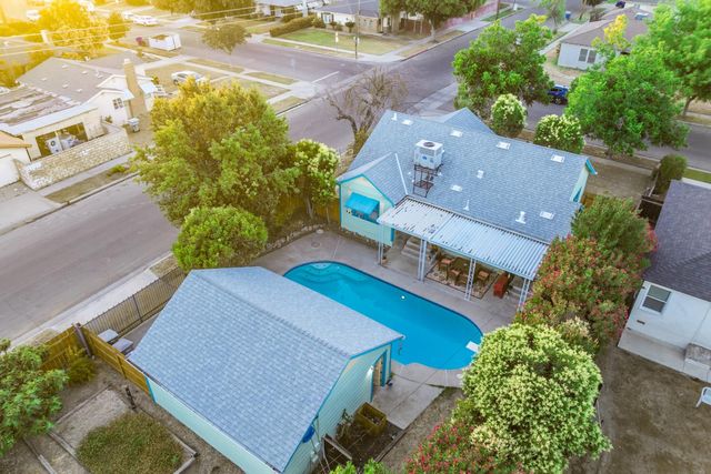 2704 E Michigan Avenue, Fresno, CA 93703