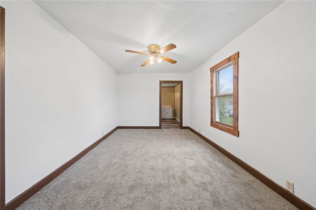 312 Harrison Ave, East Vandergrift, PA 15629