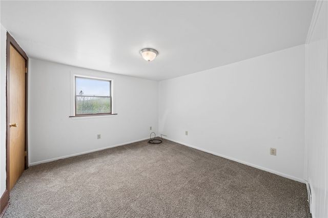312 Harrison Ave, East Vandergrift, PA 15629