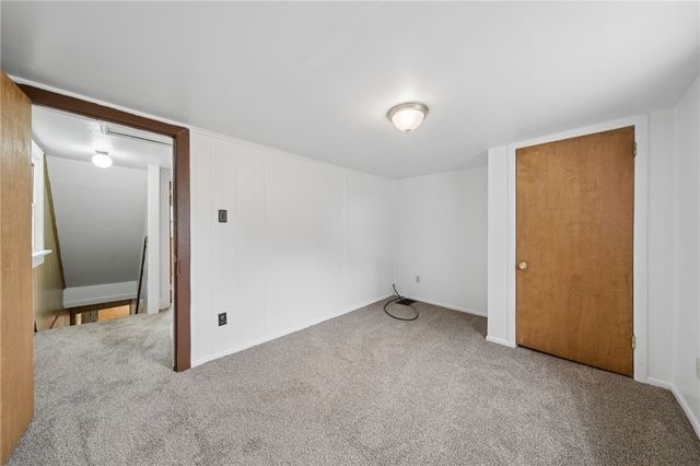 312 Harrison Ave, East Vandergrift, PA 15629