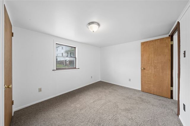 312 Harrison Ave, East Vandergrift, PA 15629