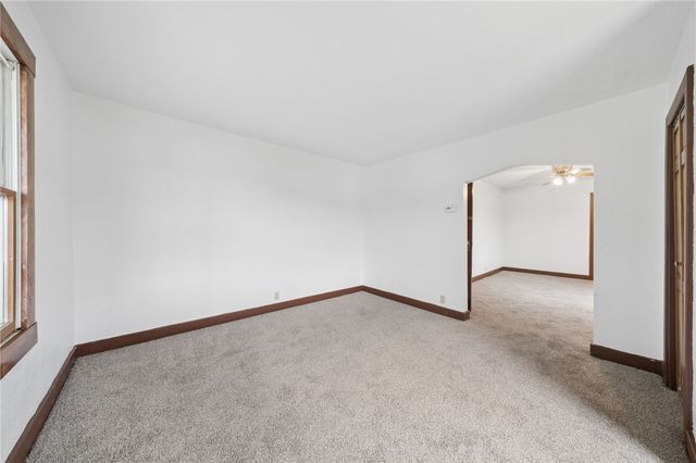 312 Harrison Ave, East Vandergrift, PA 15629