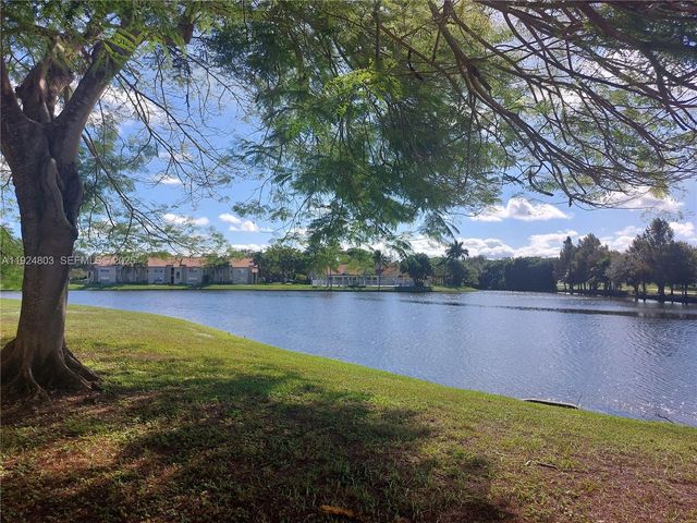 12510 Vista Isles Dr 1227, Sunrise, FL 33325