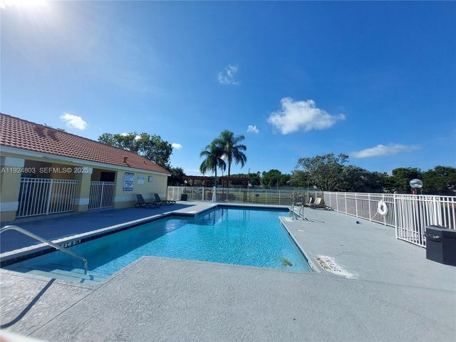 12510 Vista Isles Dr 1227, Sunrise, FL 33325