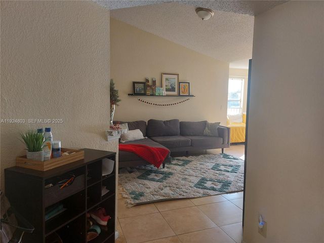 12510 Vista Isles Dr 1227, Sunrise, FL 33325