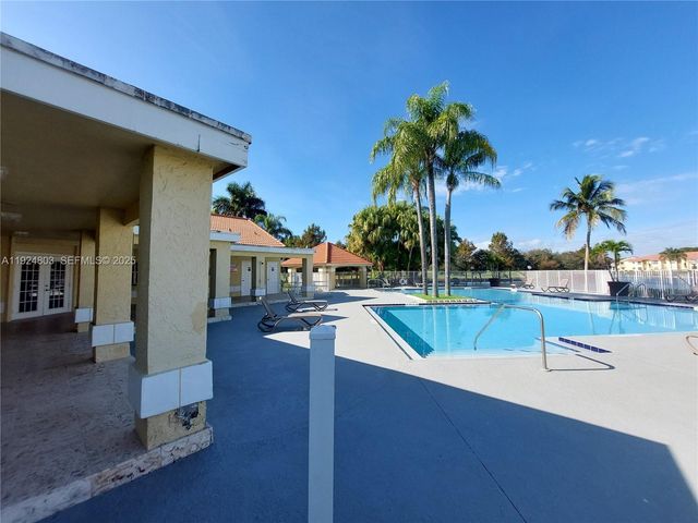 12510 Vista Isles Dr 1227, Sunrise, FL 33325