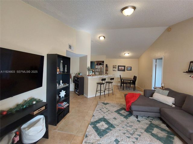 12510 Vista Isles Dr 1227, Sunrise, FL 33325