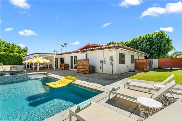 1184 E Pajaro Road, Palm Springs, CA 92262