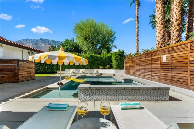 1184 E Pajaro Road, Palm Springs, CA 92262