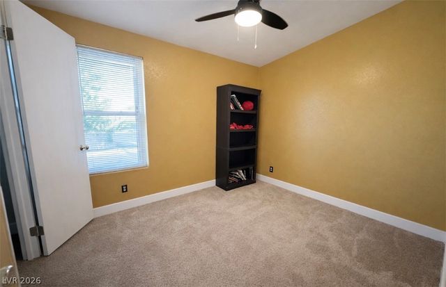 202 Tres Lobos Avenue, Overton, NV 89040