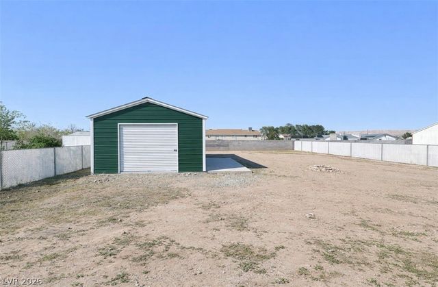 202 Tres Lobos Avenue, Overton, NV 89040