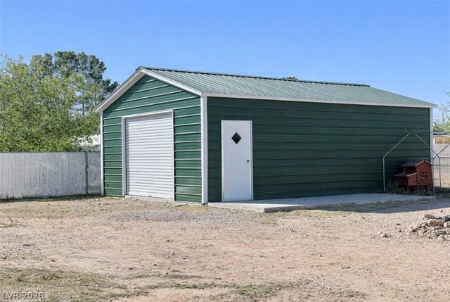 202 Tres Lobos Avenue, Overton, NV 89040