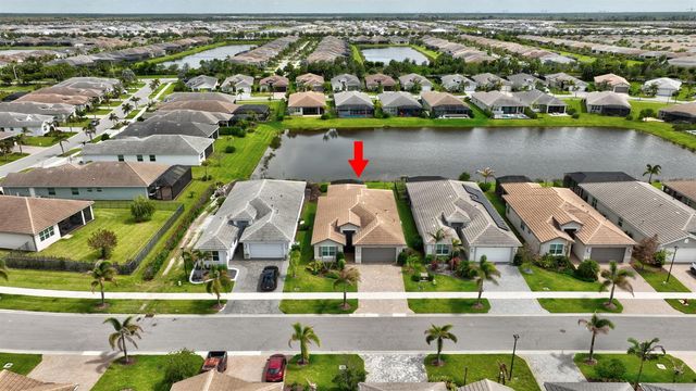 13042 SW Brook View Terrace, Port St. Lucie, FL 34987