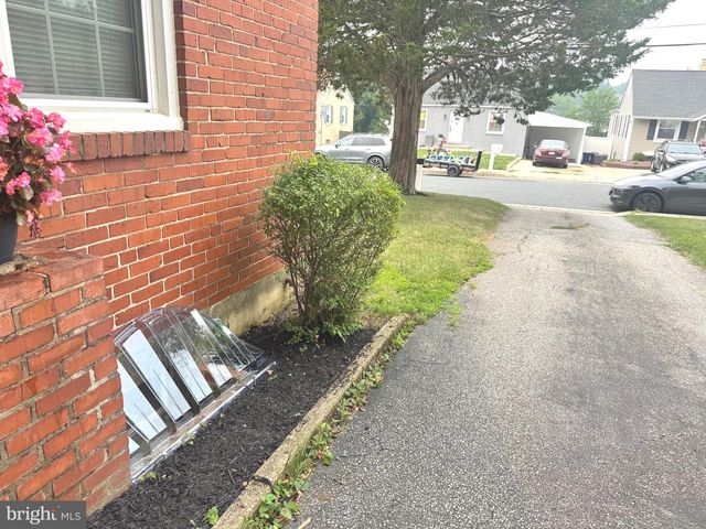 7915 ROLLING VIEW AVE, Nottingham, MD 21236