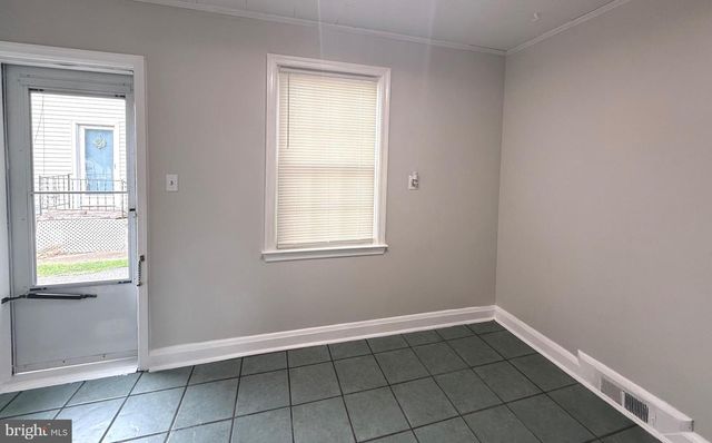 7915 ROLLING VIEW AVE, Nottingham, MD 21236