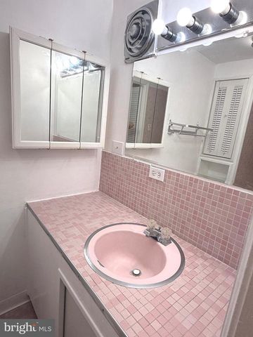 7915 ROLLING VIEW AVE, Nottingham, MD 21236