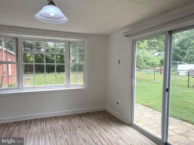7915 ROLLING VIEW AVE, Nottingham, MD 21236