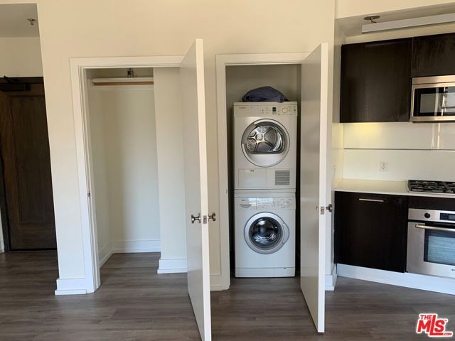 727 W 7th Street 614, Los Angeles, CA 90017