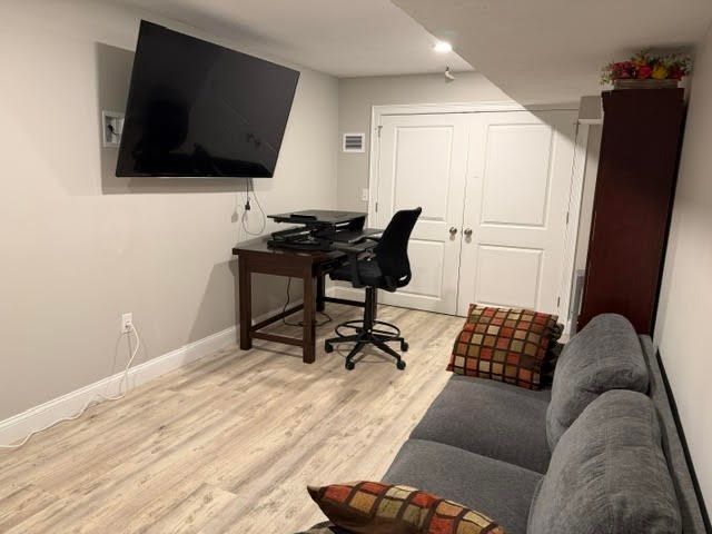 21 Burncoat Hts 0, Worcester, MA 01606