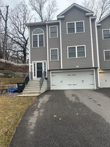 21 Burncoat Hts 0, Worcester, MA 01606
