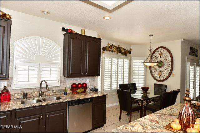 6444 Calle Placido Drive, El Paso, TX 79912