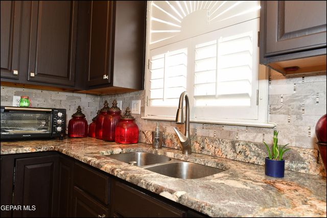 6444 Calle Placido Drive, El Paso, TX 79912