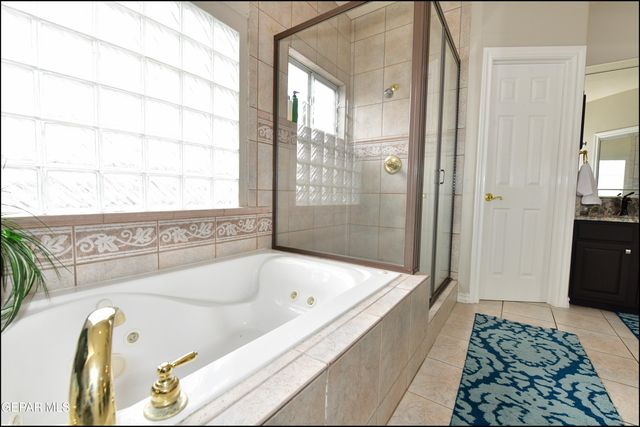 6444 Calle Placido Drive, El Paso, TX 79912