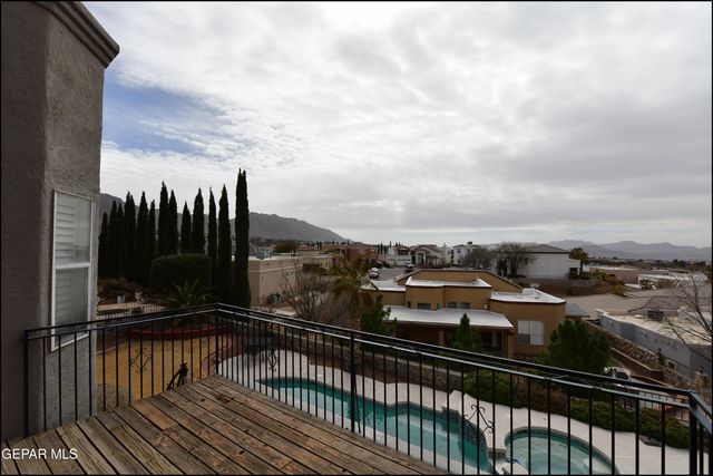 6444 Calle Placido Drive, El Paso, TX 79912