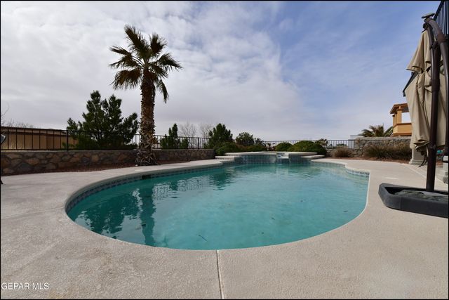 6444 Calle Placido Drive, El Paso, TX 79912